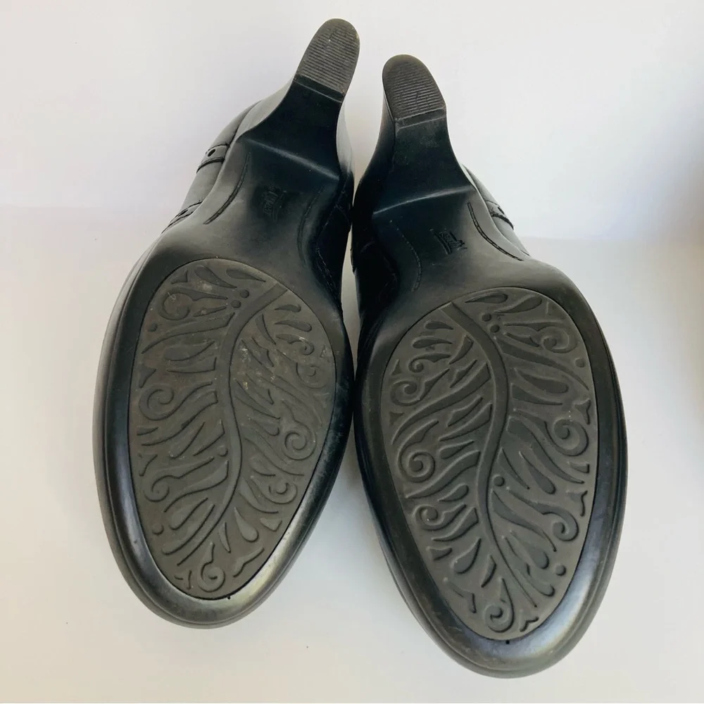 2 Pairs Earth Brand Latitude Black Leather Loafer Heels 6.5